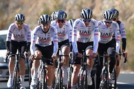 FrançaisLa situation récente de l'équipe UAE Team Emirates